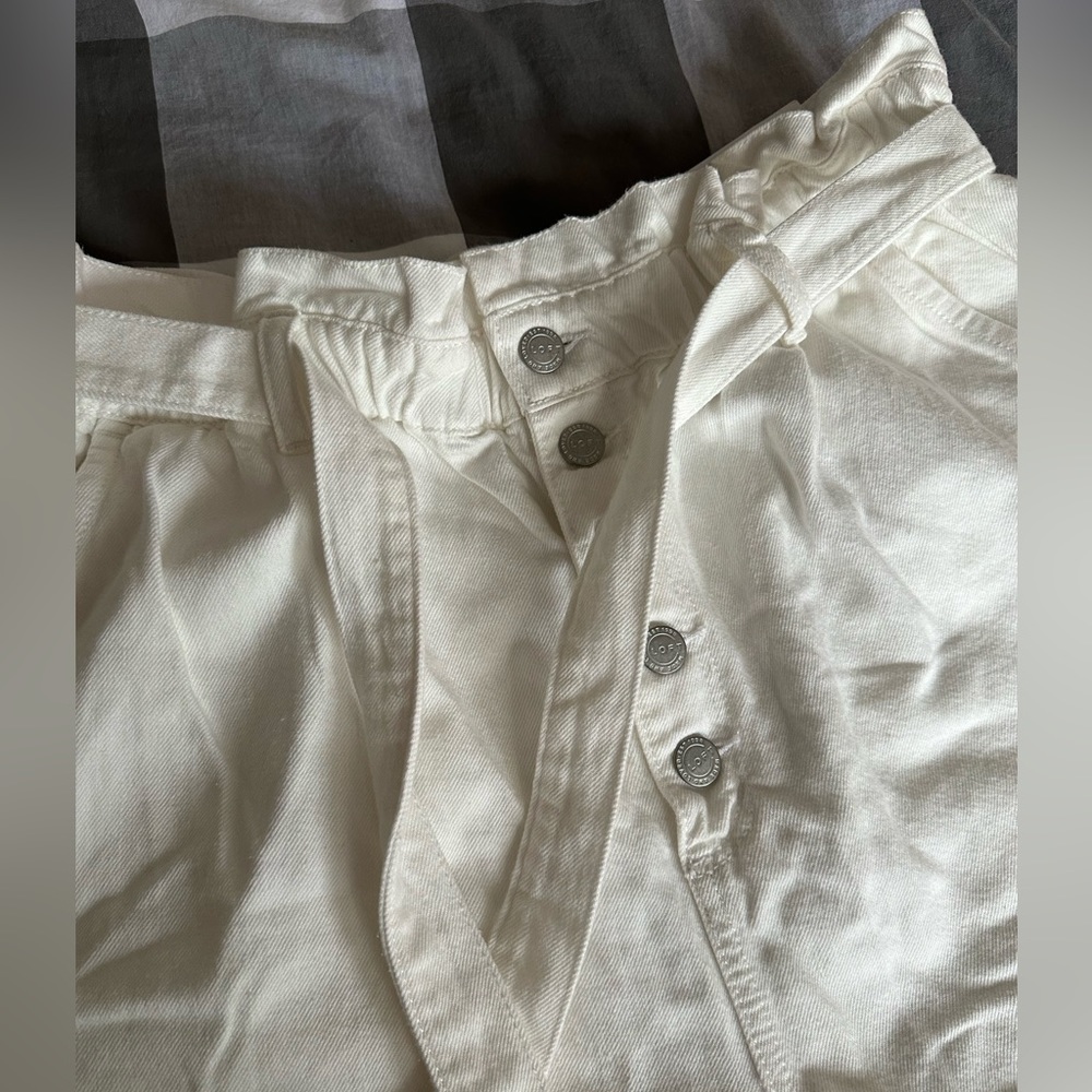 LOFT Paperbag Shorts - Picture 3 of 5